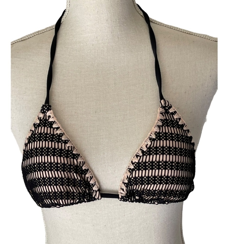 Xhilaration Black peach bikini top PRICED TO SELL